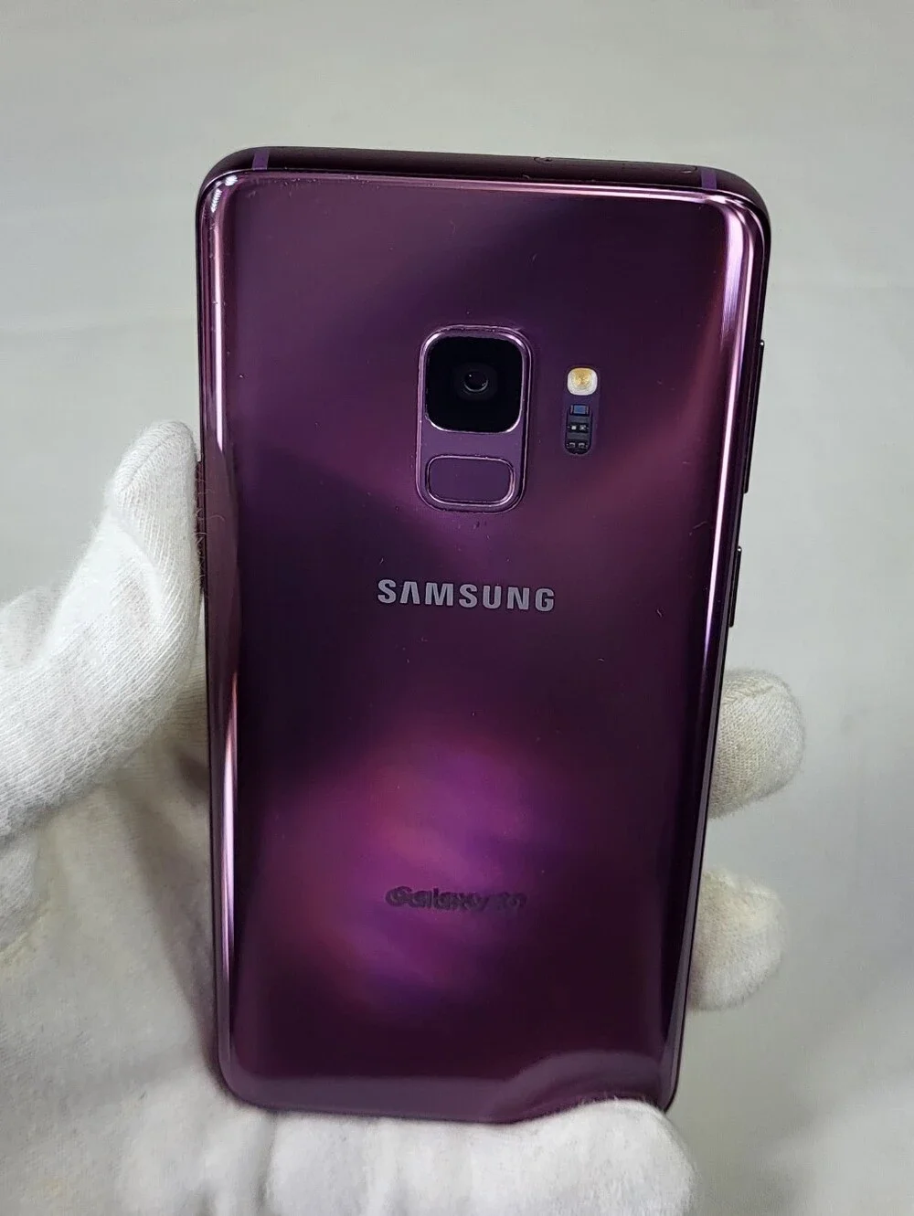 Samsung Galaxy S9 SM-G960U 64GB Unlocked Smartphone Lilac Purple